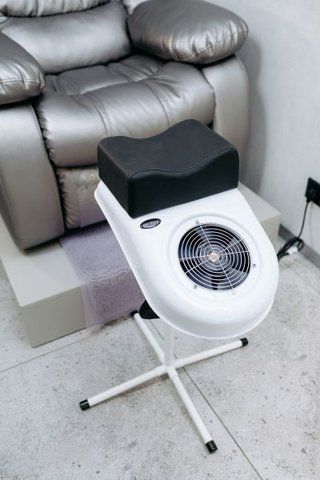 Витяжка для педикюру Air max V8 Pro Black 65 W Витяжка для педикюру Air max V8 Pro Black 65 W фото