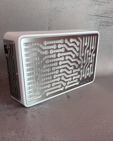 Витяжка манікюрна з HEPA фільтром Ulka Nano 55W (110/220 V) Витяжка манікюрна Ulka Nano (110/220 V) фото