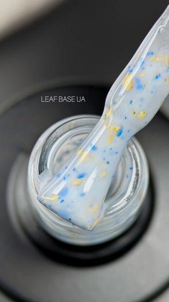 SAGA professional LEAF UA (молочний з жовто-блакитною поталлю), 9 мл SAGA professional LEAF UA (молочний з жовто-блакитною поталлю), 9 мл фото