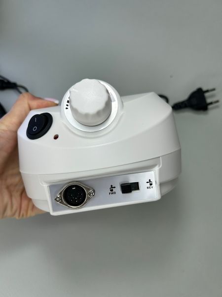 Фрезер для манікюру BUCOS Nail Drill ZS-601 PRO WHITE на 45 Вт і 35 000 об. (+6 фрез у подарунок) Фрезер для манікюру BUCOS Nail Drill ZS-601 PRO WHITE на 45 Вт і 35 000 об. (+6 фрез у подарунок) фото