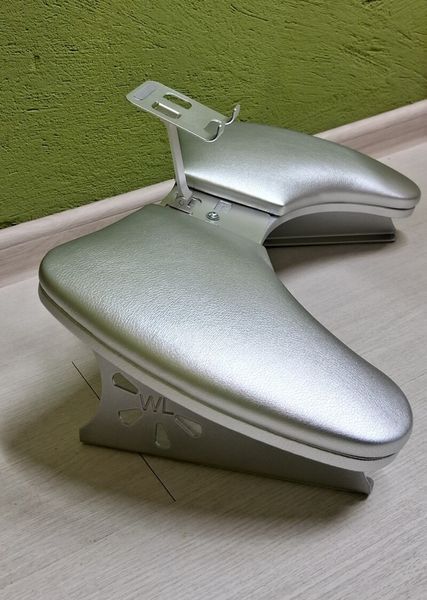 Підставка анатомічна для манікюру ERGO PLUS з підставкою для телефону біла Підставка анатомічна для манікюру ERGO PLUS з підставкою для телефону біла фото