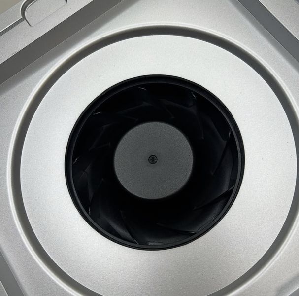 Витяжка MUSSON X3 SILVER з вугільним НЕРА-фільтром 72W для манікюру та педикюру Витяжка MUSSON X3 SILVER з вугільним НЕРА-фільтром 72W для манікюру та педикюру фото