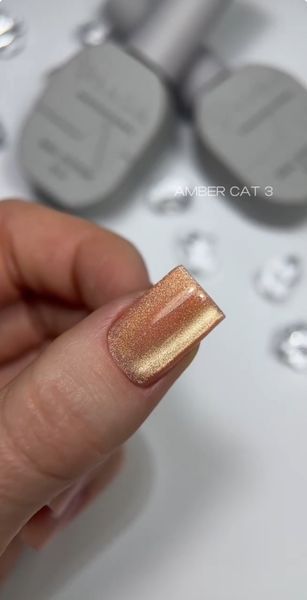 Saga Professional Gel polish Amber Cat №03, 10 мл фото