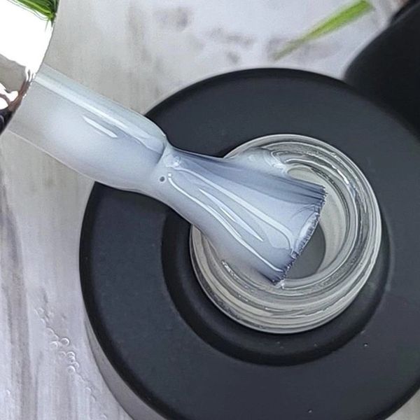 SAGA Top Ivory Молочний топ без липкого шару, 10 мл  SAGA Top Ivory Молочний топ без липкого шару, 10 мл фото