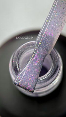 Рідкий гель Saga Professional Liquid Gel 24. напівпрозорий бузковий дим із кольоровою слюдою. 15 мл Рідкий гель Saga Professional Liquid Gel 24. напівпрозорий бузковий дим із кольоровою слюдою. 15 мл фото