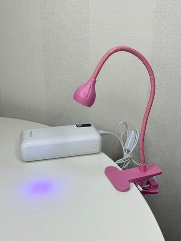 USB Ліхтарик на прищепці для просушування на верхні форми та гелеві гіпси 5W рожевий USB Ліхтарик на прищепці для просушування на верхні форми та гелеві гіпси 5W рожевий фото