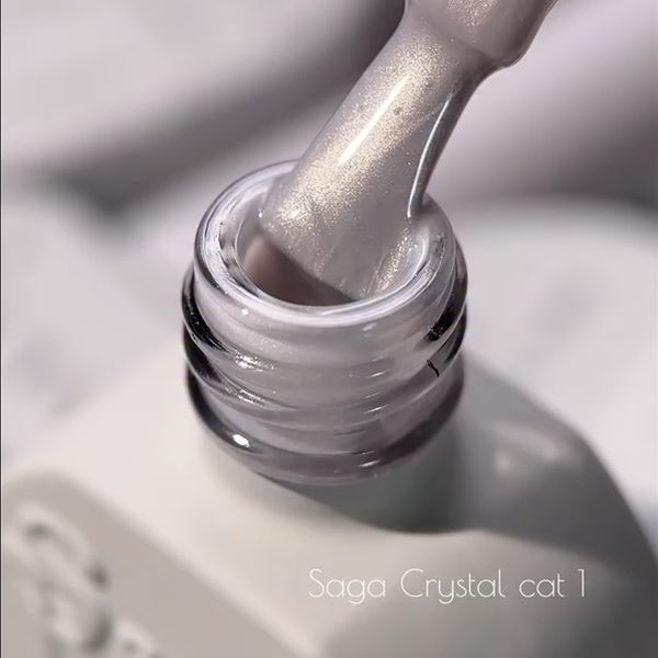 SAGA гель лак кошачий глаз Crystal Cat №1 бежевый светоотражающий 10 мл SAGA гель лак котяче око Crystal Cat №1 бежевий світловідбивний 10 мл фото