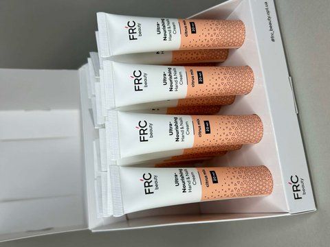 Крем для рук та нігтів зволожуючий FRC 20 шт 20 мл (Citrus Mix) Крем для рук та нігтів зволожуючий FRC 20 шт 20 мл (Citrus Mix) фото